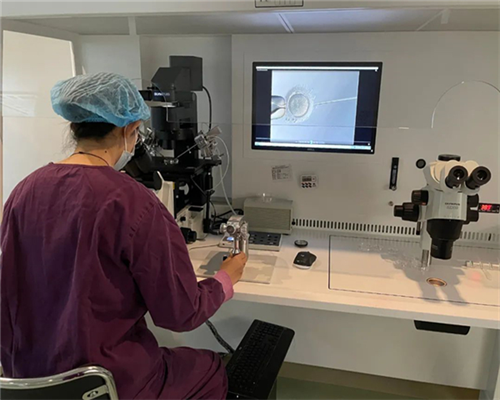 b超子宫内膜厚度多少来月经（子宫内膜癌费用）~助孕代怀医院